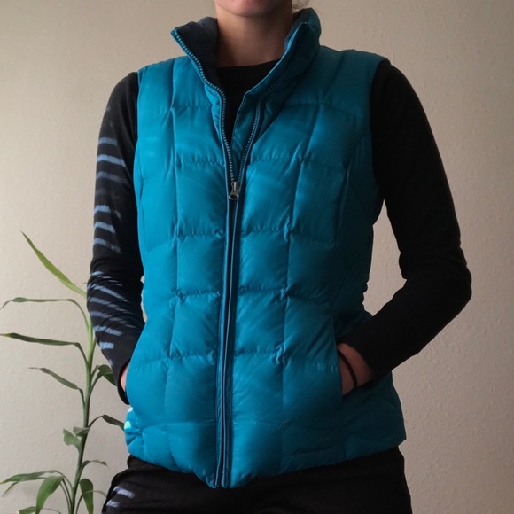 Eddie Bauer Turquoise Down Vest - Picture 2 of 10